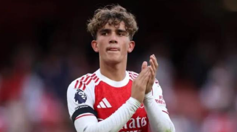 alan-smith-ngac-nhien-truoc-arteta-trao-co-hoi-cho-max-dowman