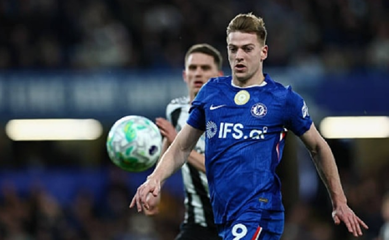 delap-sa-sut-tai-chelsea-strasbourg-co-the-la-loi-thoat